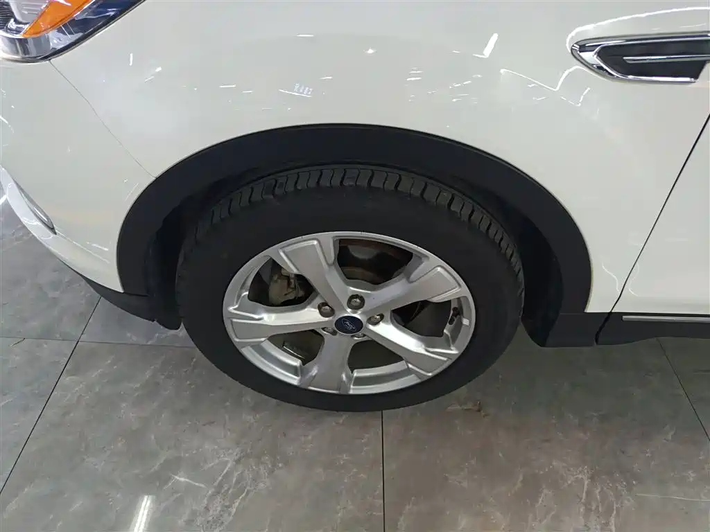 Escape 2018 EcoBoost 180 two-wheel drive luxury wing купить на сайте DeffCars