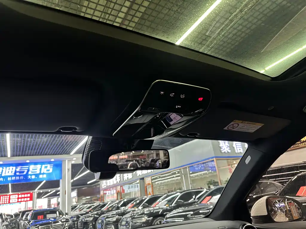 Mercedes-Benz GLC 2023 GLC 260 L 4MATIC Dynamic 5-seater купить на сайте DeffCars