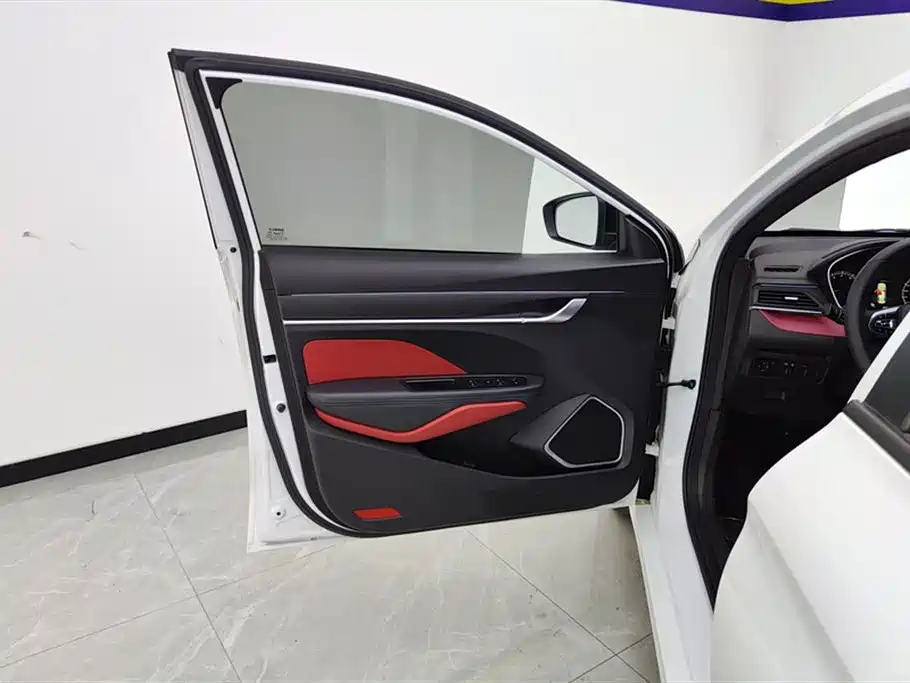 Binrui 2021 1.4T CVT F-Sports Edition купить на сайте DeffCars