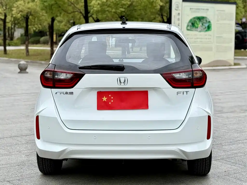 Fit 2021 1.5L CVT Trendy Edition купить на сайте DeffCars