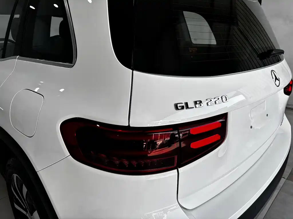 Mercedes-Benz GLB 2025 GLB 220 Fashion Model купить на сайте DeffCars
