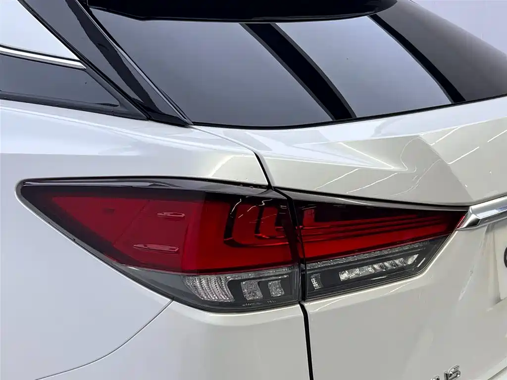 Lexus RX 2020 facelift 300 four-wheel drive elegant version купить на сайте DeffCars