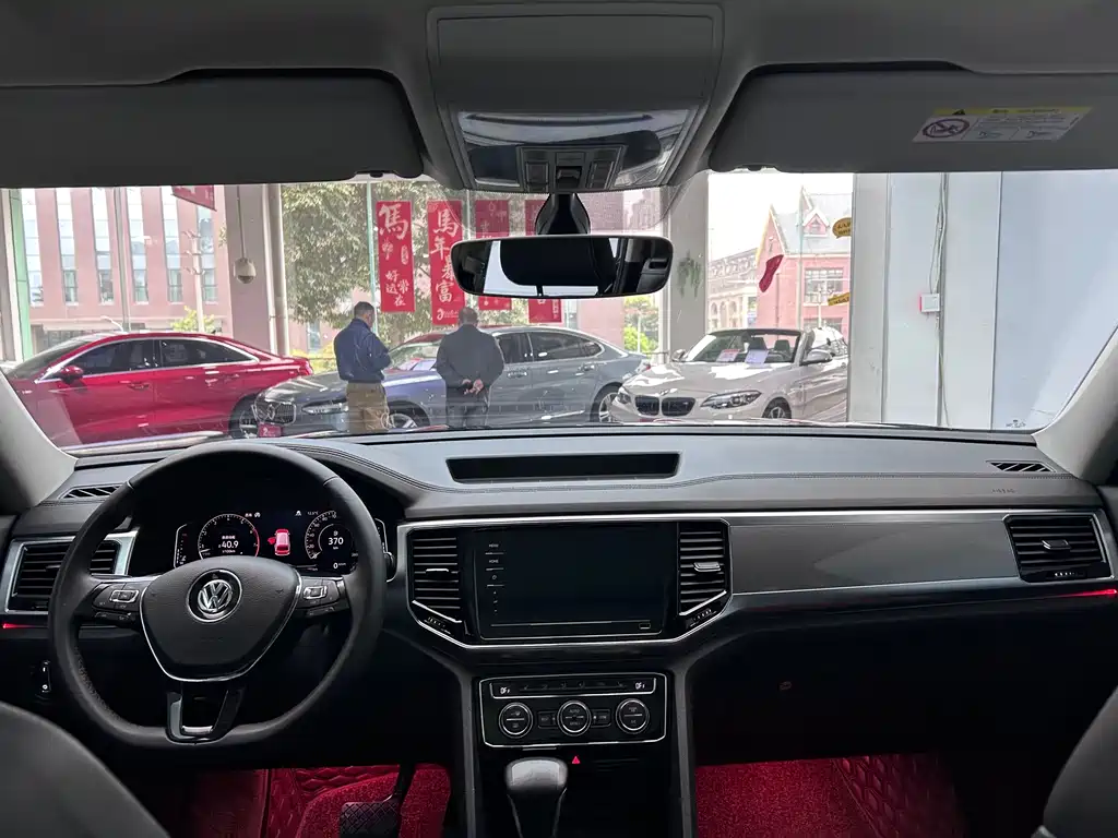 Touron 2020 380TSI four-wheel drive luxury version National VI купить на сайте DeffCars