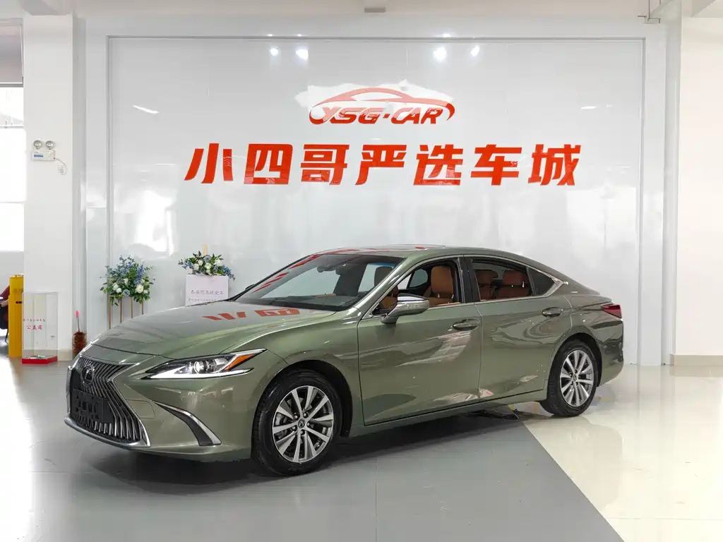 Lexus ES 2020 200 Excellence Edition купить на сайте DeffCars