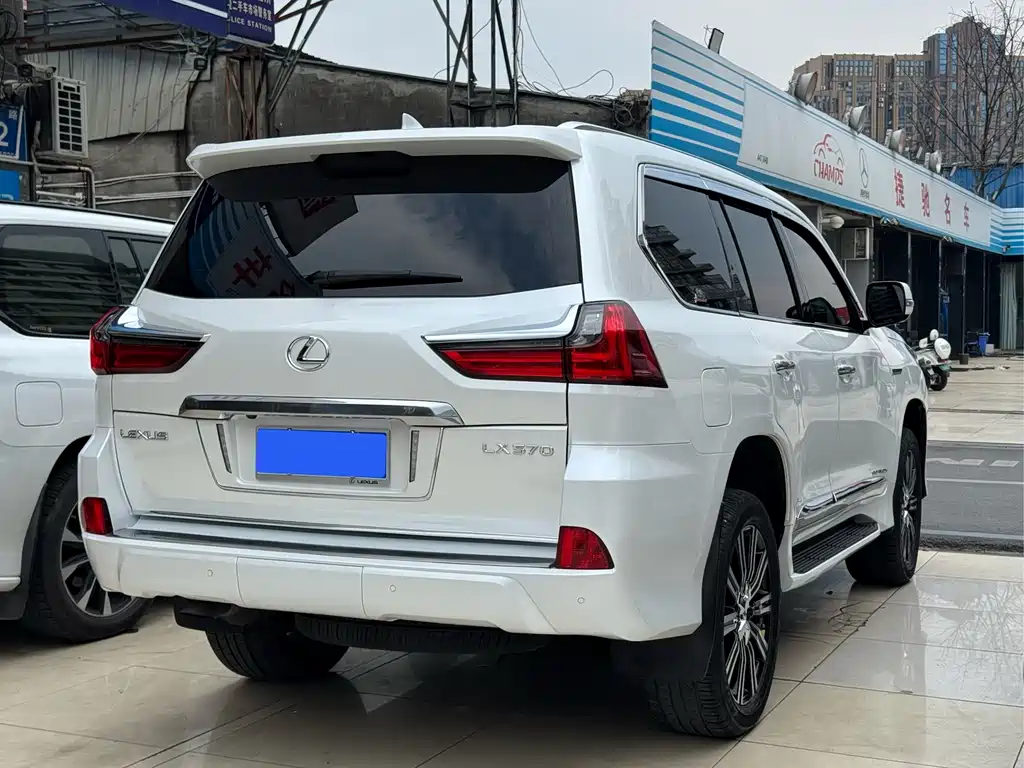 Lexus LX 2019 570 Premium Luxury Edition купить на сайте DeffCars