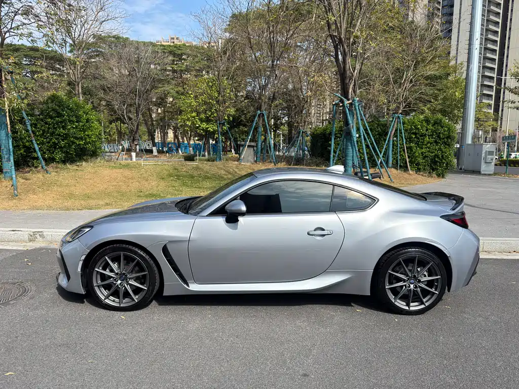 Subaru BRZ 2022 2.4L manual version купить на сайте DeffCars