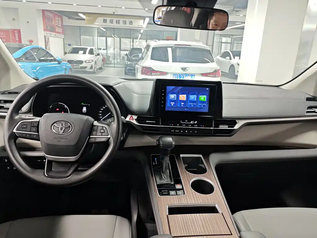Grevia 2023 2.5L Hybrid Comfort Edition купить на сайте DeffCars