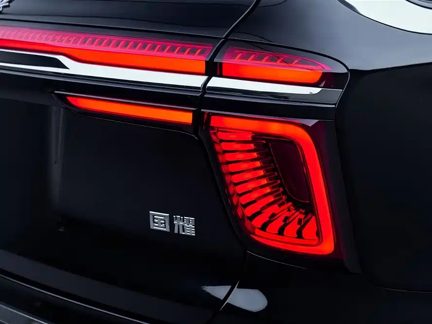 Hongqi Golden Sunflower Guoyao 2022 4.0T Elegant Flagship Edition 6 seats купить на сайте DeffCars