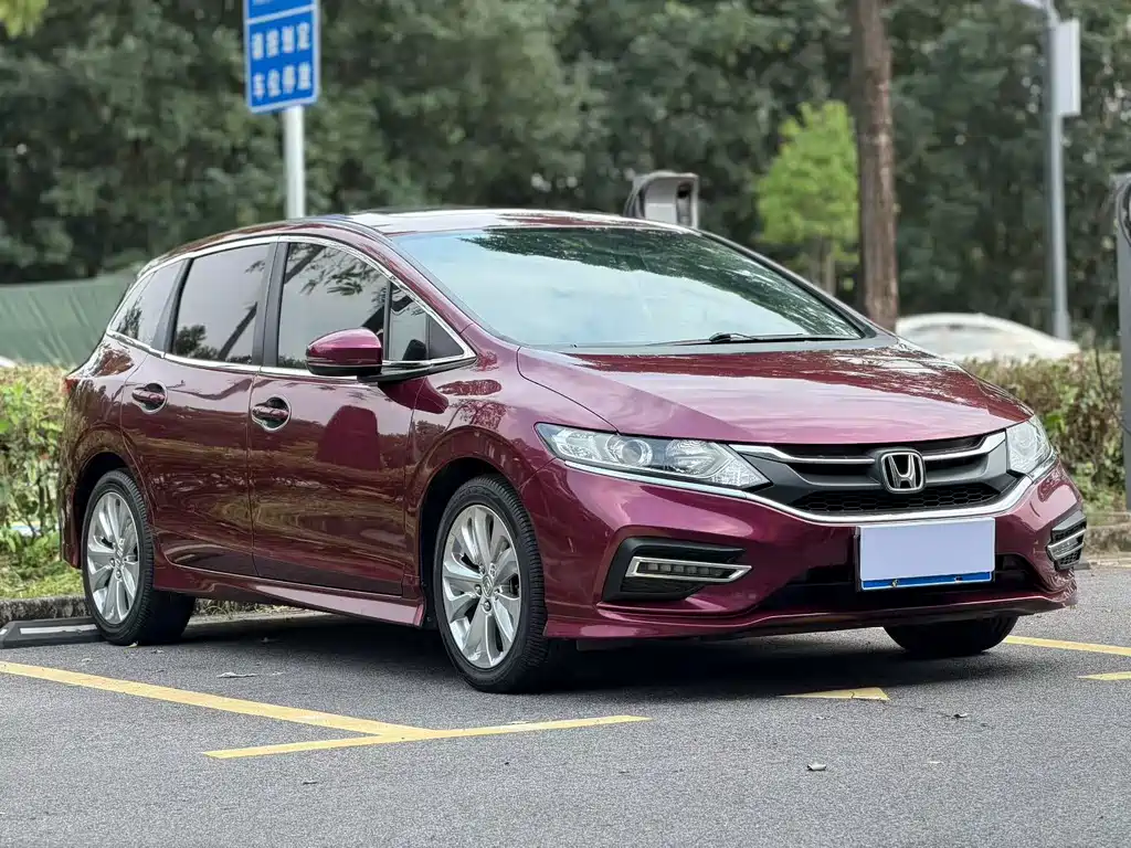 Jade 2017 1.8L automatic comfort version 5 seats купить на сайте DeffCars