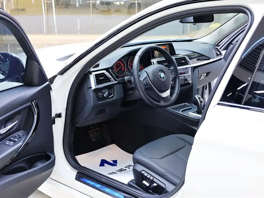 BMW 3 Series 2017 320Li M Sports купить на сайте DeffCars