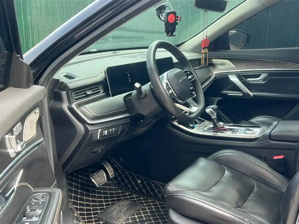 Jietu X70 PLUS 2021 model 1.6T DCT 7 seats купить на сайте DeffCars