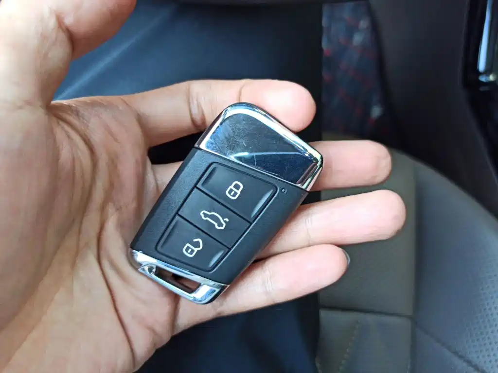 Passat Plug-in Hybrid 2020 430PHEV Hybrid Luxury Edition National VI купить на сайте DeffCars