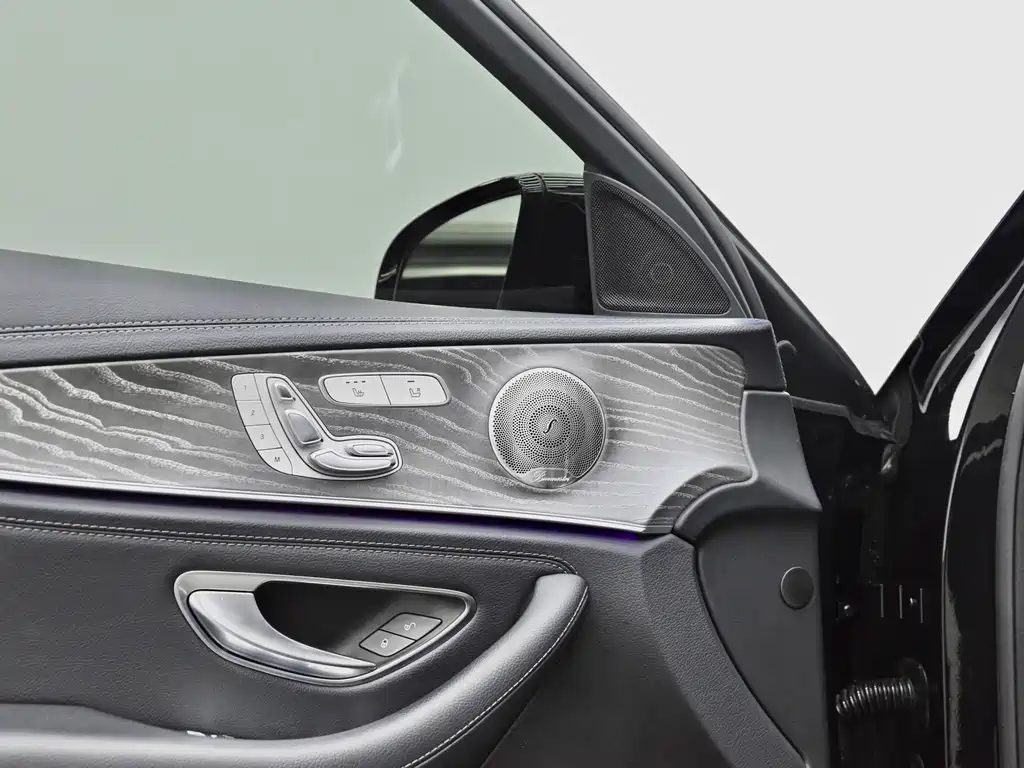 Mercedes-Benz E-Class 2021 E 300 L Sports Luxury купить на сайте DeffCars