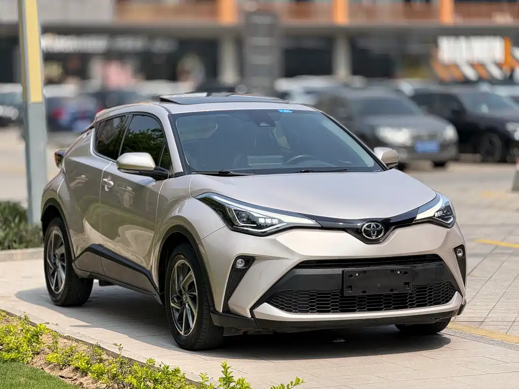 Toyota C-HR 2021 2.0L Luxury Edition купить на сайте DeffCars