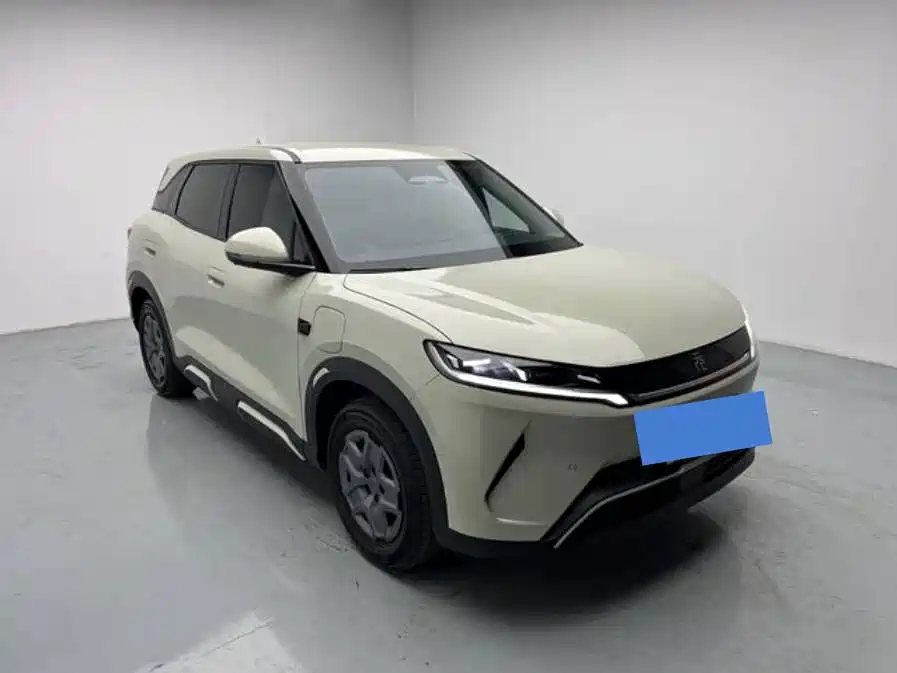 Yuan UP 2025 Smart Driving Edition 401KM Vitality Edition купить на сайте DeffCars