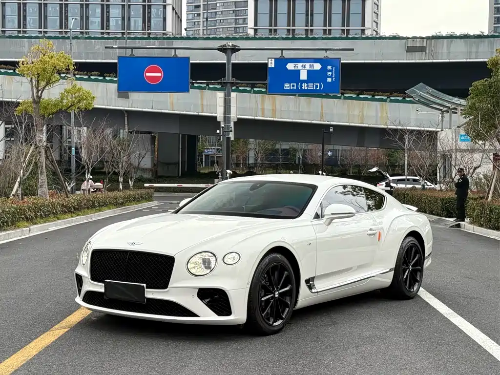 Continental 2020 4.0T GT V8 купить на сайте DeffCars