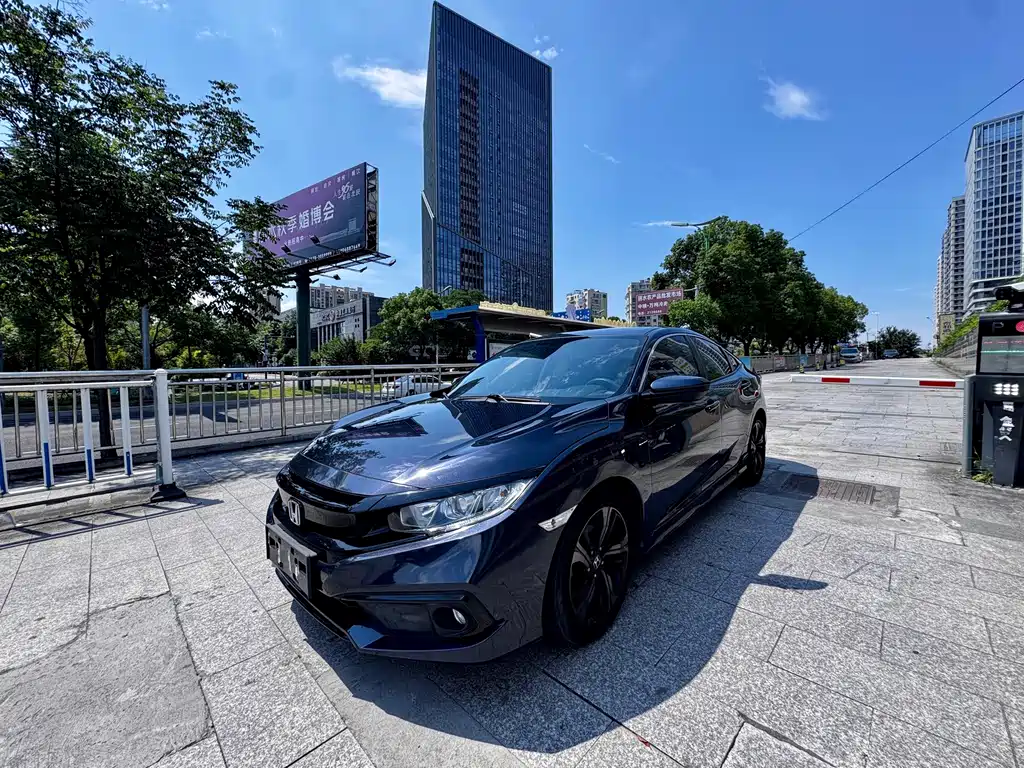 Civic 2019 220TURBO CVT combustion version National V купить на сайте DeffCars