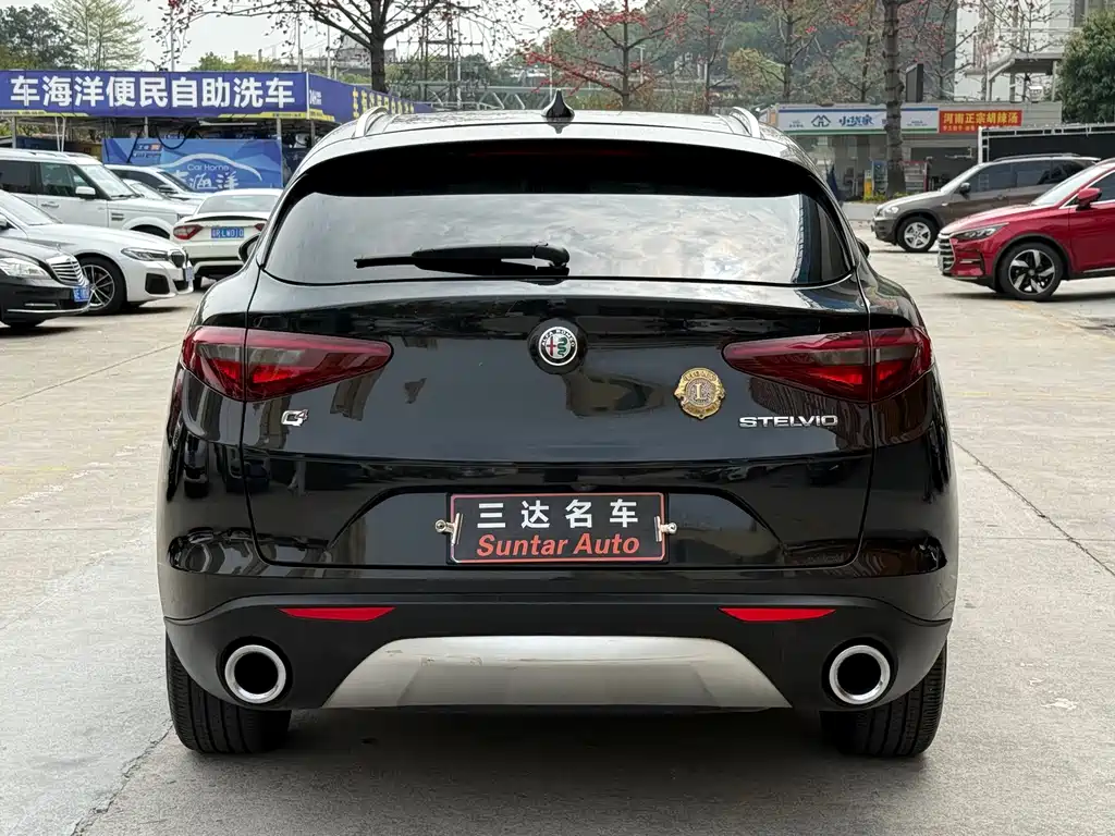 Stelvio 2017 2.0T 200HP Deluxe Edition купить на сайте DeffCars