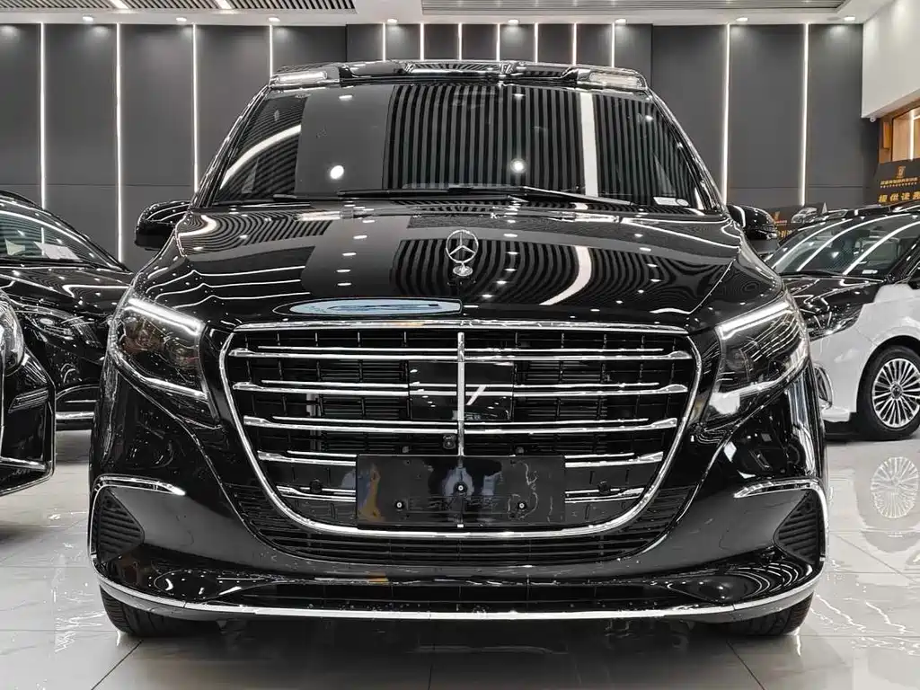 Vito 2024 2.0T Business Edition 7 seats купить на сайте DeffCars