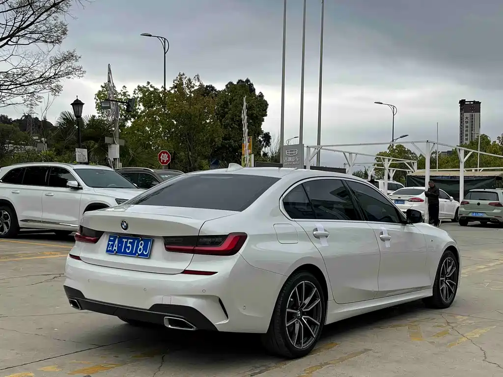BMW 3 Series 2022 325Li M Sports Package купить на сайте DeffCars