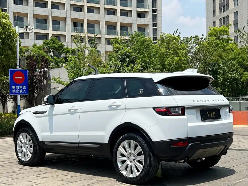 Range Rover Evoque 2018 240PS SE Zhiyao Edition купить на сайте DeffCars