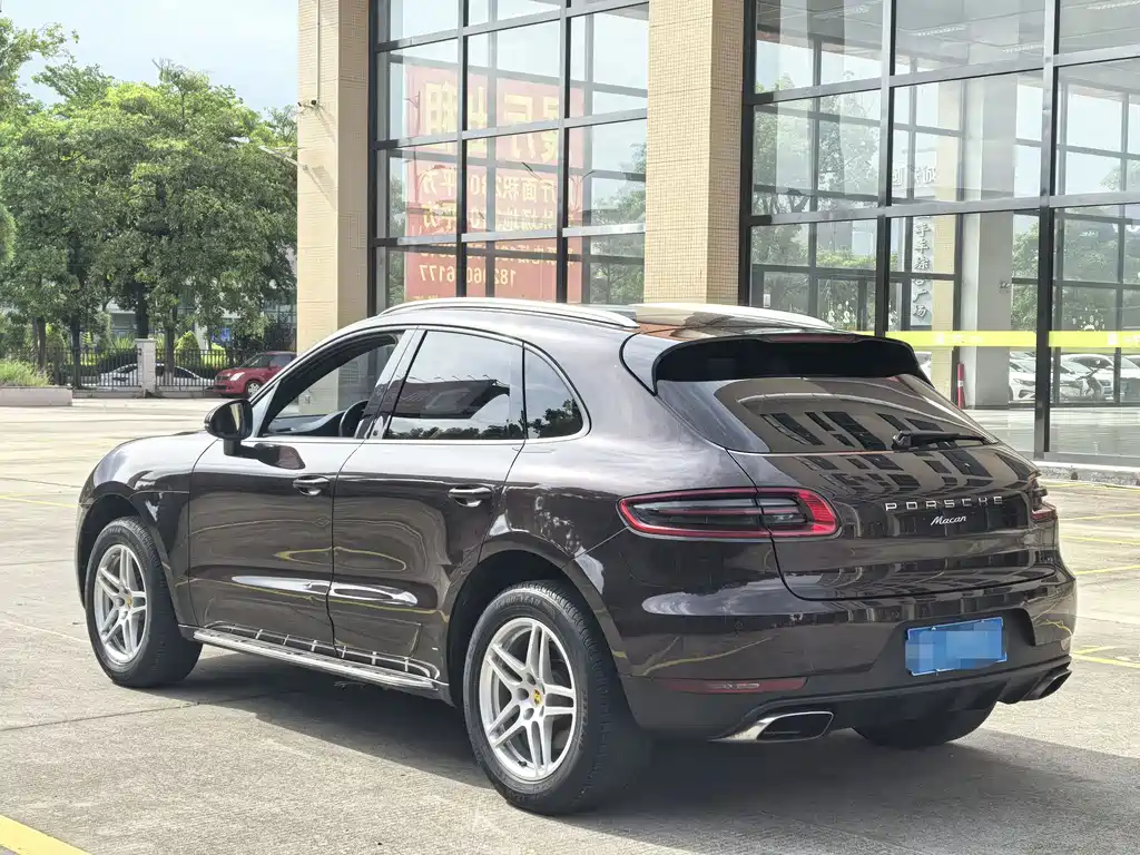 Macan 2017 Macan 2.0T купить на сайте DeffCars
