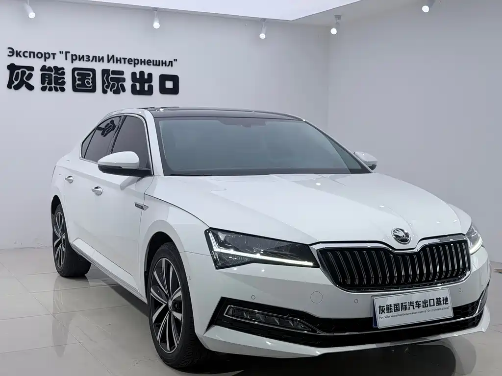 Superb 2023 facelift TSI280 DSG exclusive version купить на сайте DeffCars
