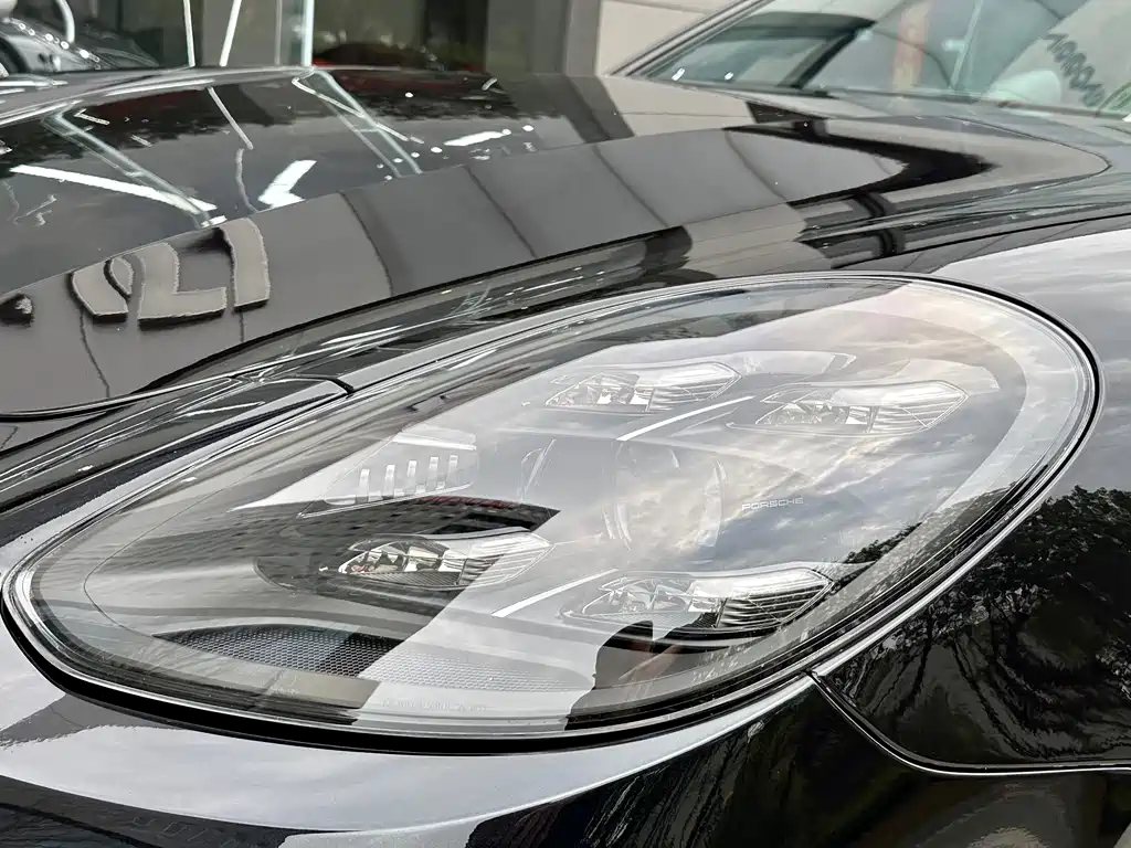 Panamera 2023 Panamera 2.9T Platinum Edition купить на сайте DeffCars