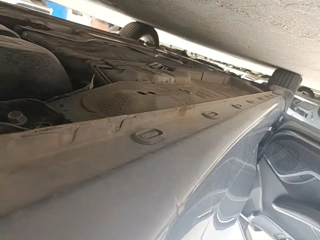 Roewe i5 2023 1.5L CVT Deluxe Edition купить на сайте DeffCars