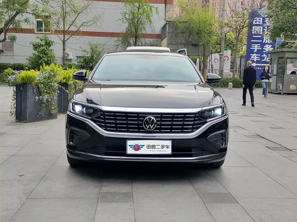 Passat 2025 Outstanding Model 330TSI Elite Edition купить на сайте DeffCars