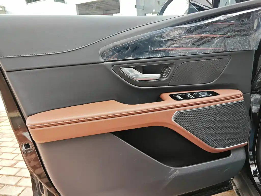 Nautilus 2026 2.0T four-wheel drive купить на сайте DeffCars