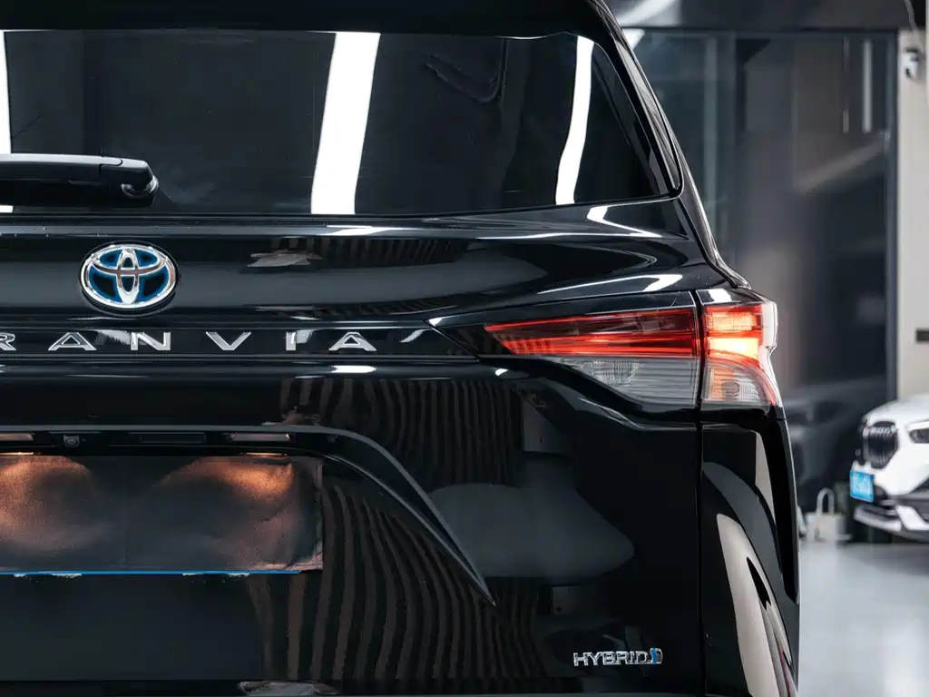 Grevia 2023 2.5L Hybrid Premium PLUS Edition купить на сайте DeffCars