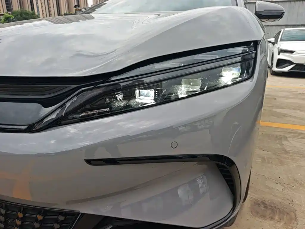 Han 2025 EV Smart Driving Edition 605KM Premium Type купить на сайте DeffCars