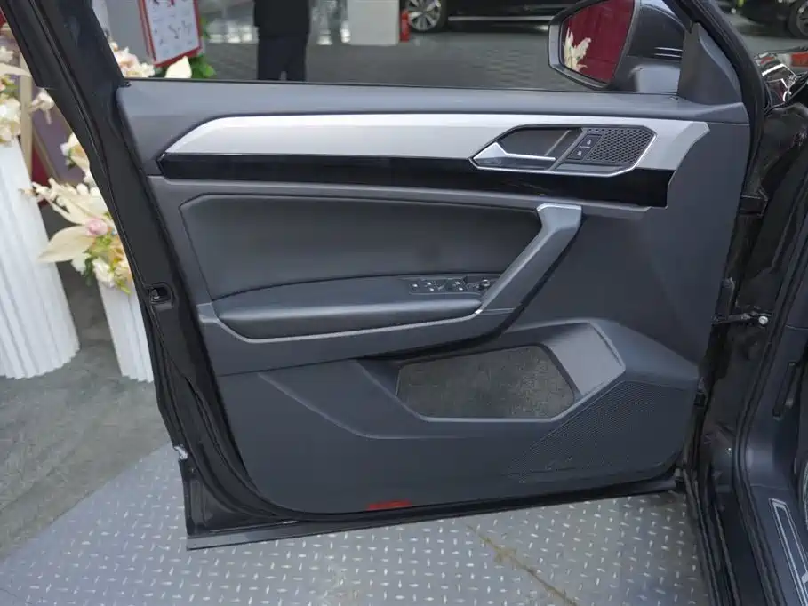 Tanyue 2019 330TSI four-wheel drive luxury model, National V купить на сайте DeffCars