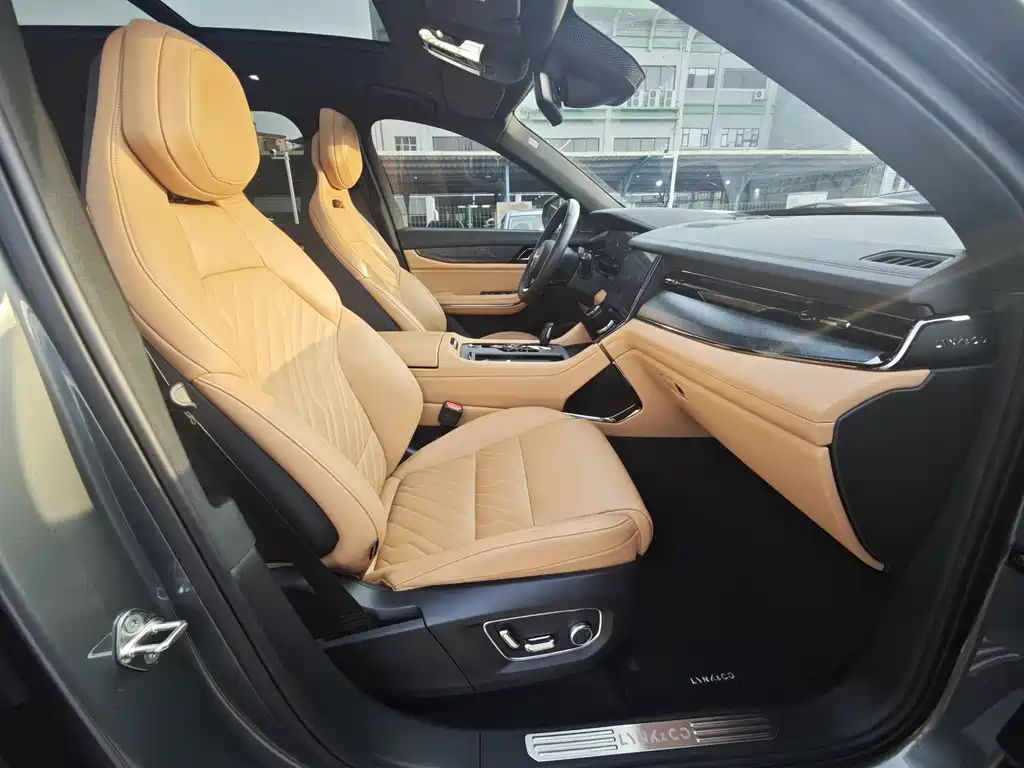 Lynk & Co 09 2021 2.0T Halo six-seater купить на сайте DeffCars