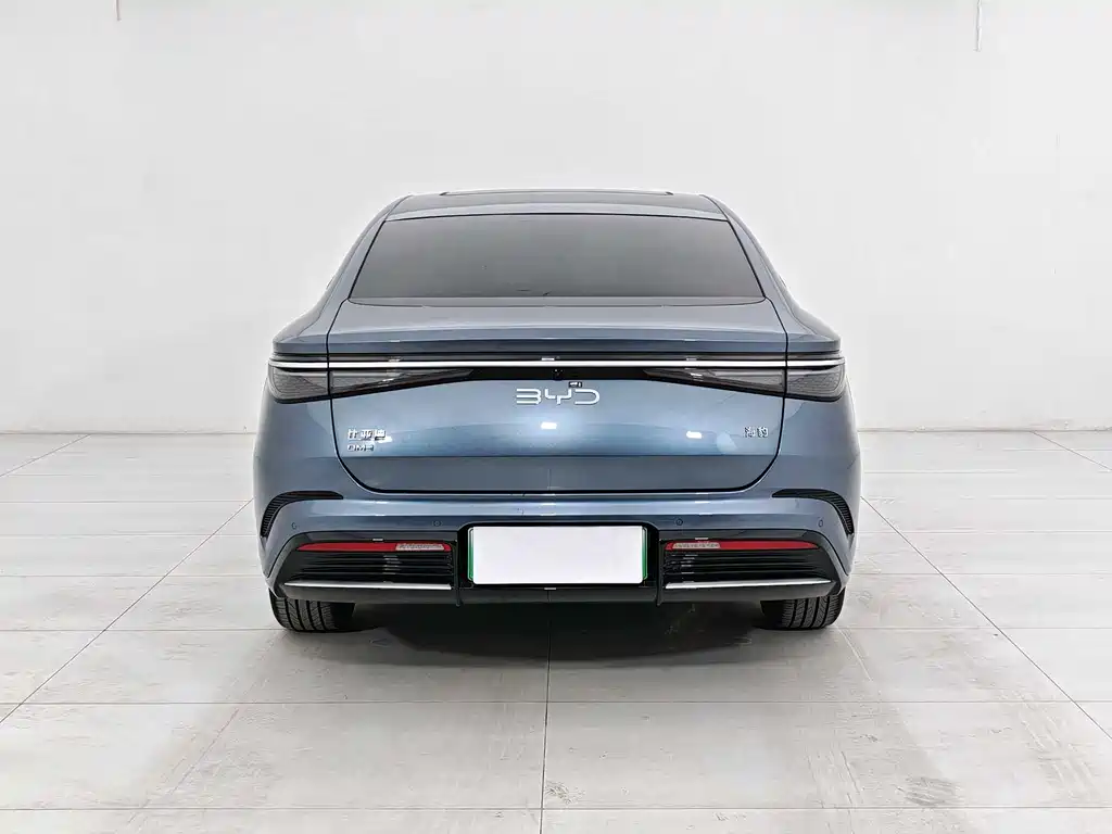 Seal 2024 Honor Edition DM-i 1.5L 121km Luxury Model купить на сайте DeffCars