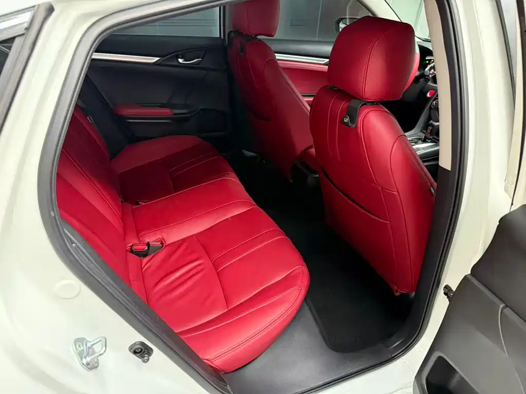Civic 2019 220TURBO CVT Dynamic Edition National V купить на сайте DeffCars