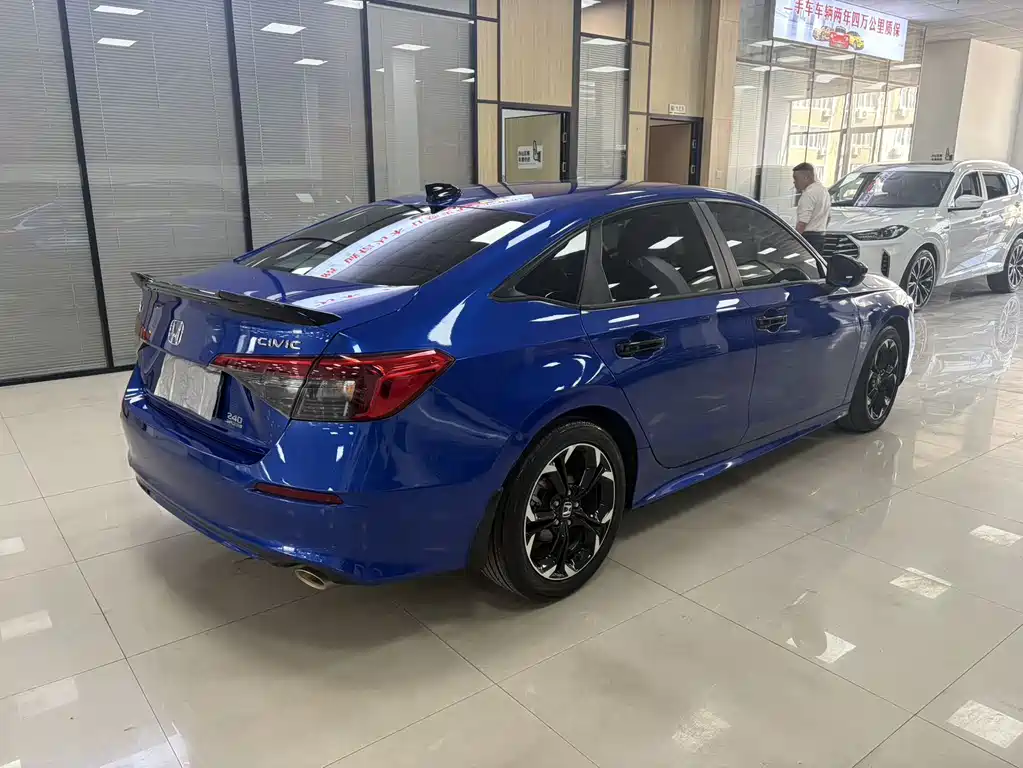 Civic 2022 240TURBO CVT combustion version купить на сайте DeffCars
