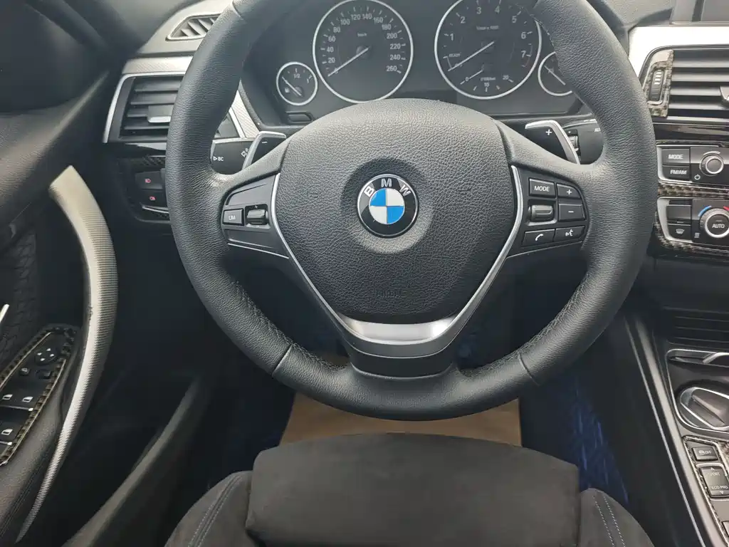 BMW 3 Series 2017 320i M Sports купить на сайте DeffCars