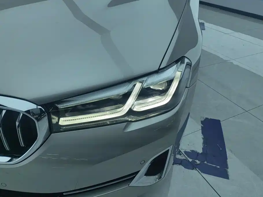BMW 5 Series 2023 530Li Leading Luxury Package купить на сайте DeffCars
