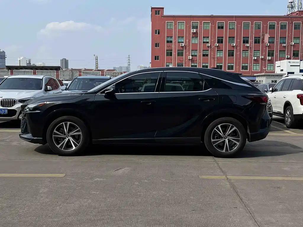 Zhiji LS6 2023 Max Standard Edition купить на сайте DeffCars