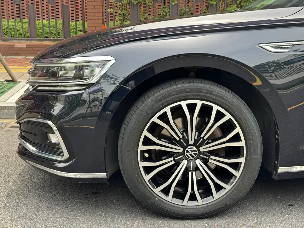Huiang 2021 380TSI Deluxe Edition купить на сайте DeffCars