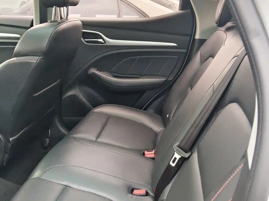 MG ZS 2017 16T automatic flagship Internet version купить на сайте DeffCars