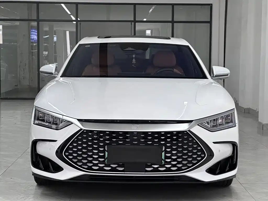 Han 2022 DM-i 121km Premium купить на сайте DeffCars