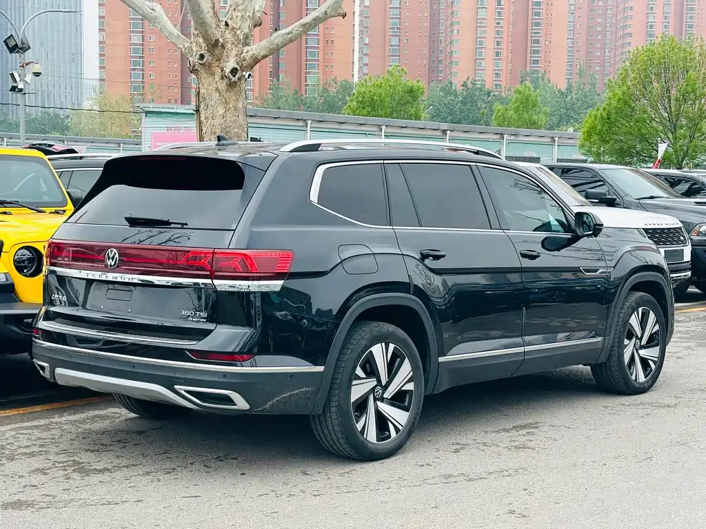 Touron 2023 380TSI four-wheel drive luxury version купить на сайте DeffCars