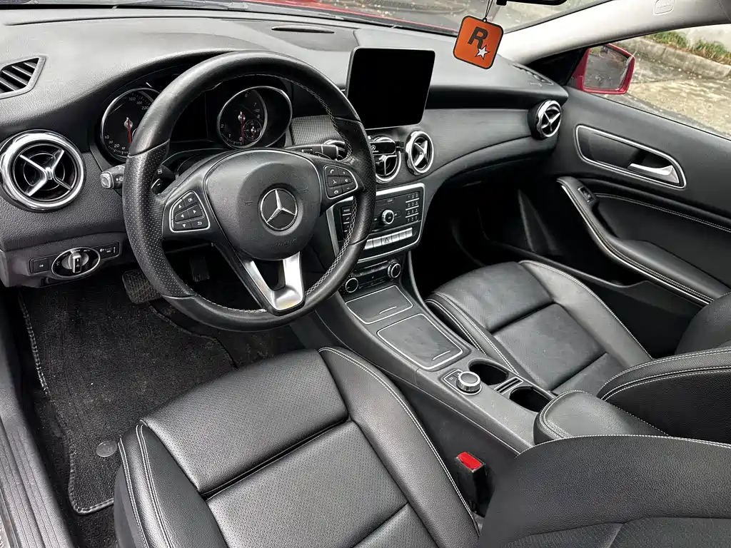 Mercedes-Benz GLA 2018 GLA 200 Dynamic купить на сайте DeffCars
