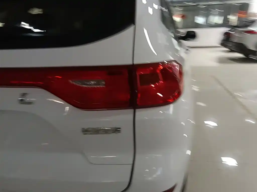 Haval M6 2021 PLUS 1.5T DCT Elite Intelligent Connected Model купить на сайте DeffCars