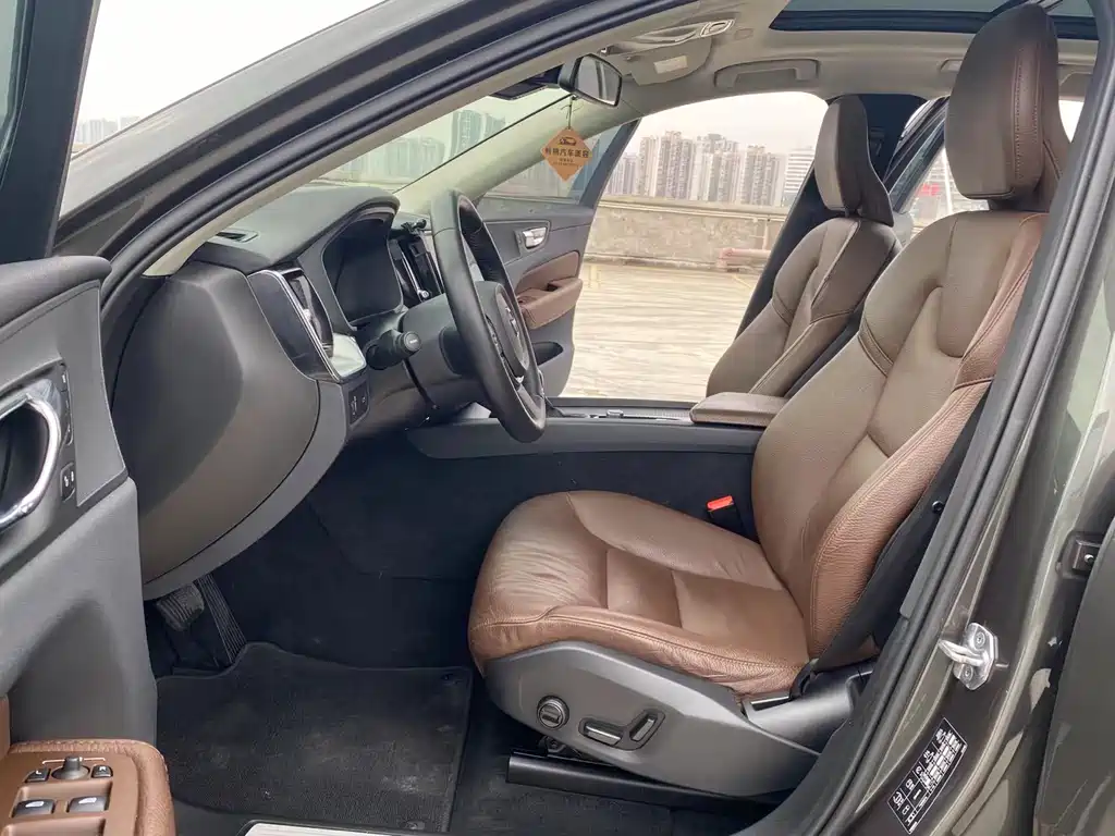 Volvo XC60 2019 T5 Four-wheel Drive Smart Edition National VI купить на сайте DeffCars