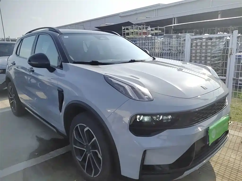 Lynk & Co 01 2023 1.5TD EM-F AM купить на сайте DeffCars