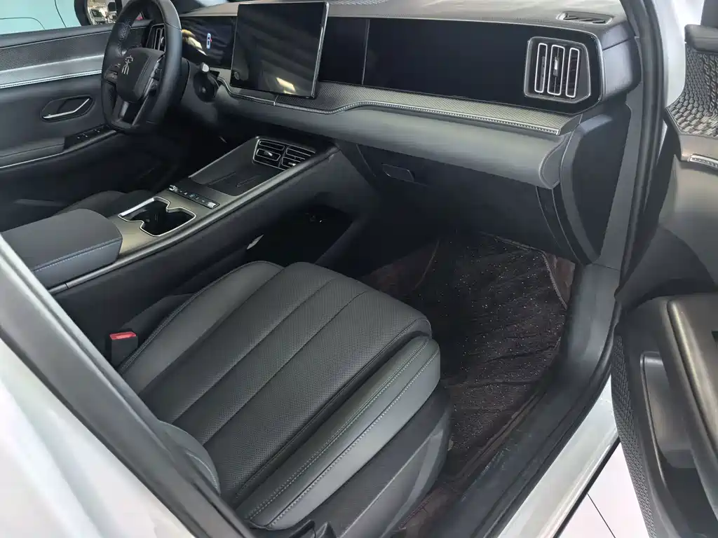 Song Pro New Energy 2026 DM-i 133KM Beyond Type купить на сайте DeffCars
